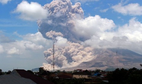 Aktivitas Gunung Sinabung Masih Berbahaya