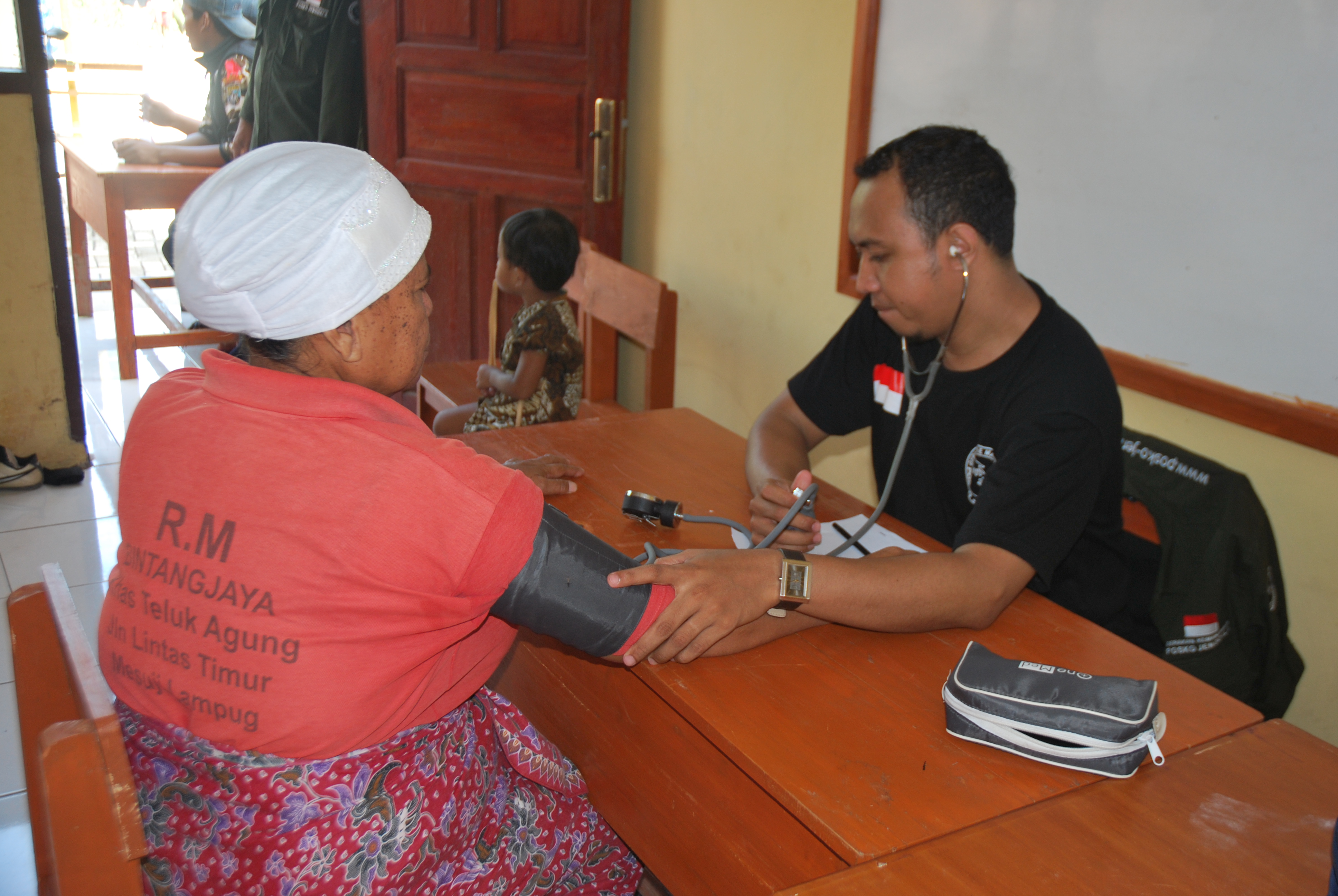Pengobatan Gratis Tangerang 2013