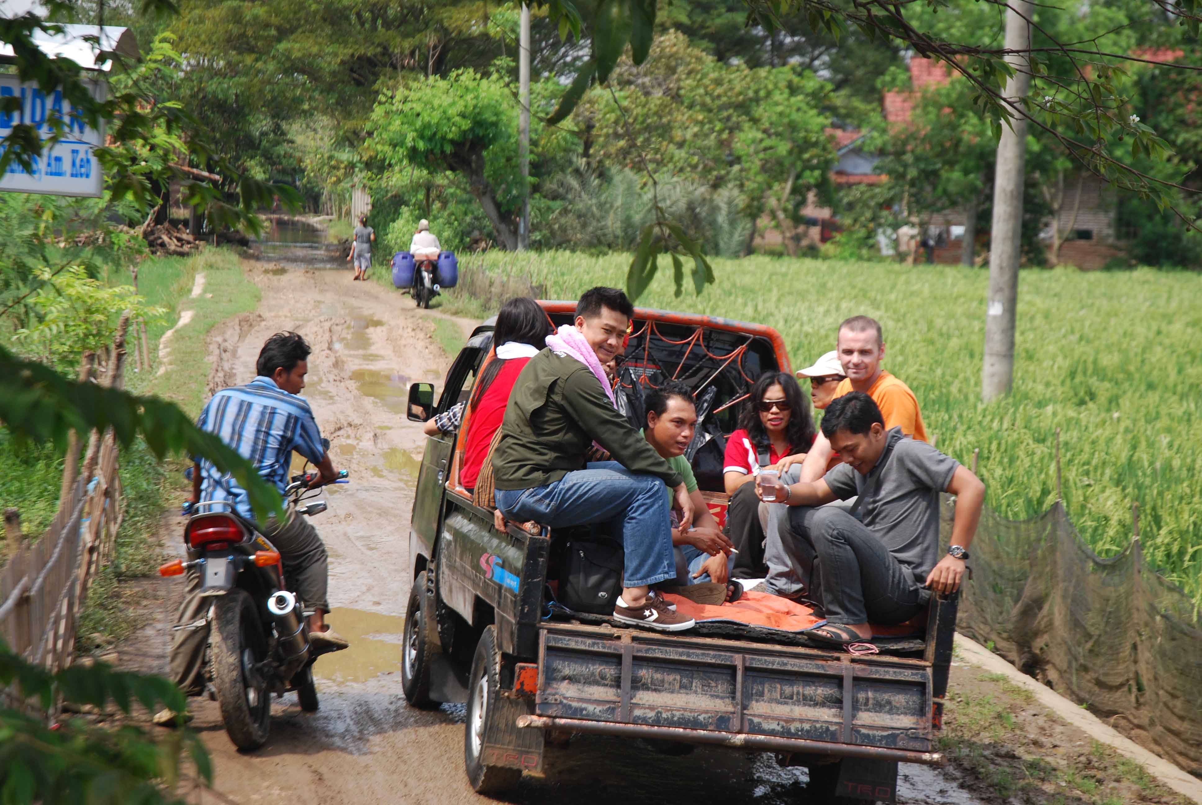 Dokumentasi Tanggap Bencana Banjir Kabupaten Karawang — Kabupaten Karawang #2