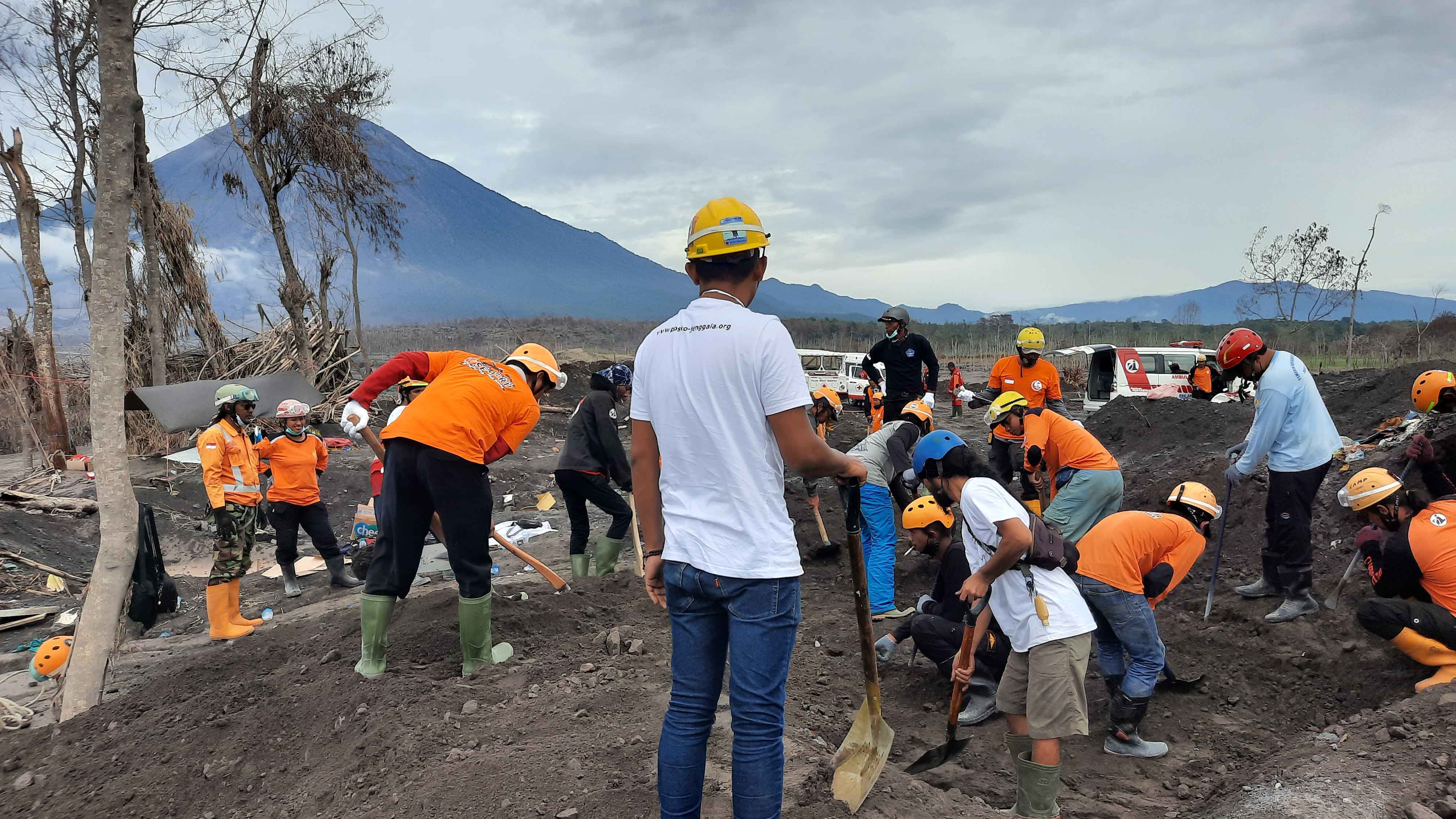 Dokumentasi Erupsi Gunung Semeru, Kabupaten Lumajang - Jawa Timur — Lumajang #4