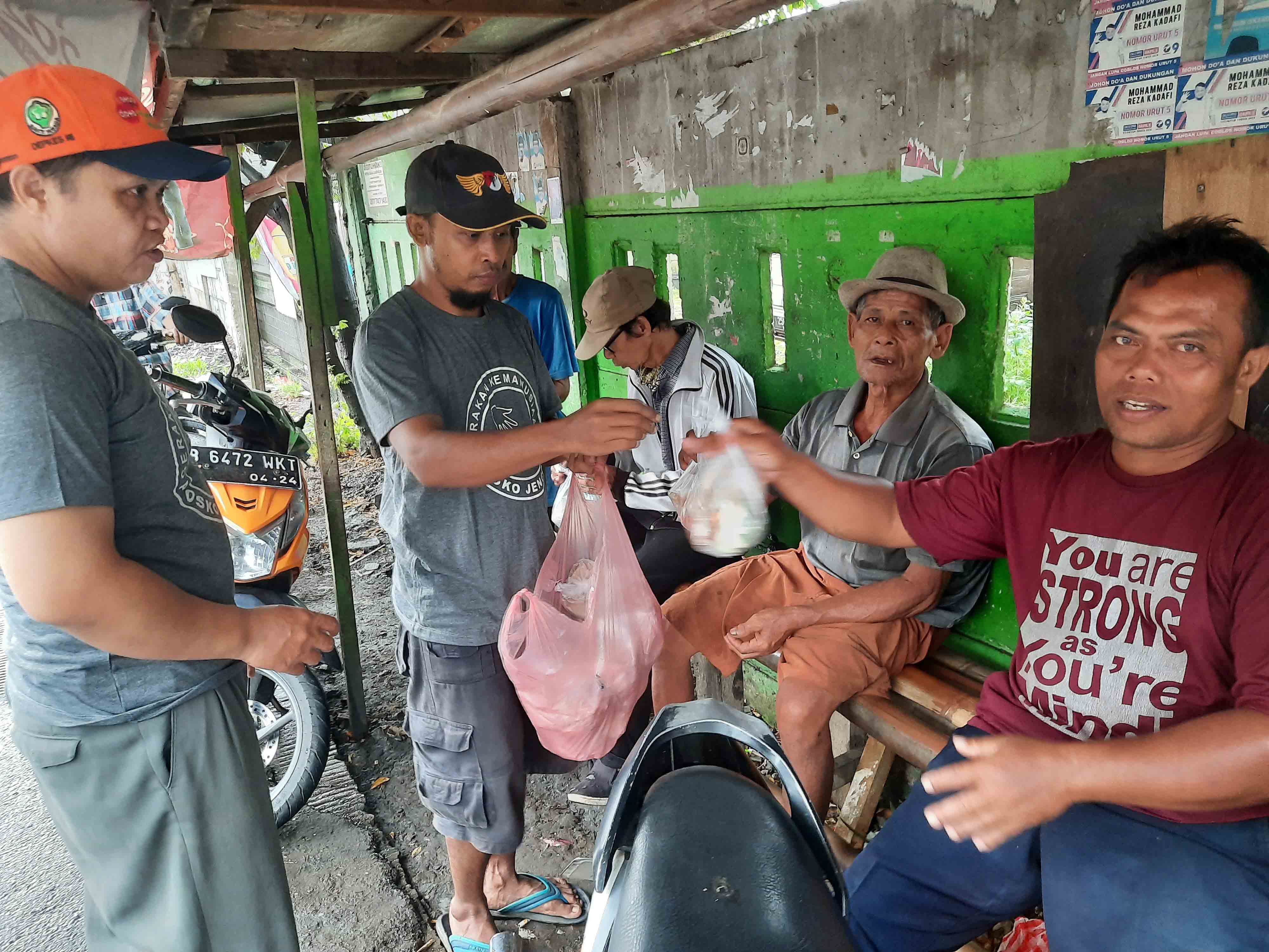 Dokumentasi Aksi Kemanusiaan untuk Korban Terdampak COVID-19 — Jabodetabek dan Sekitarnya #7