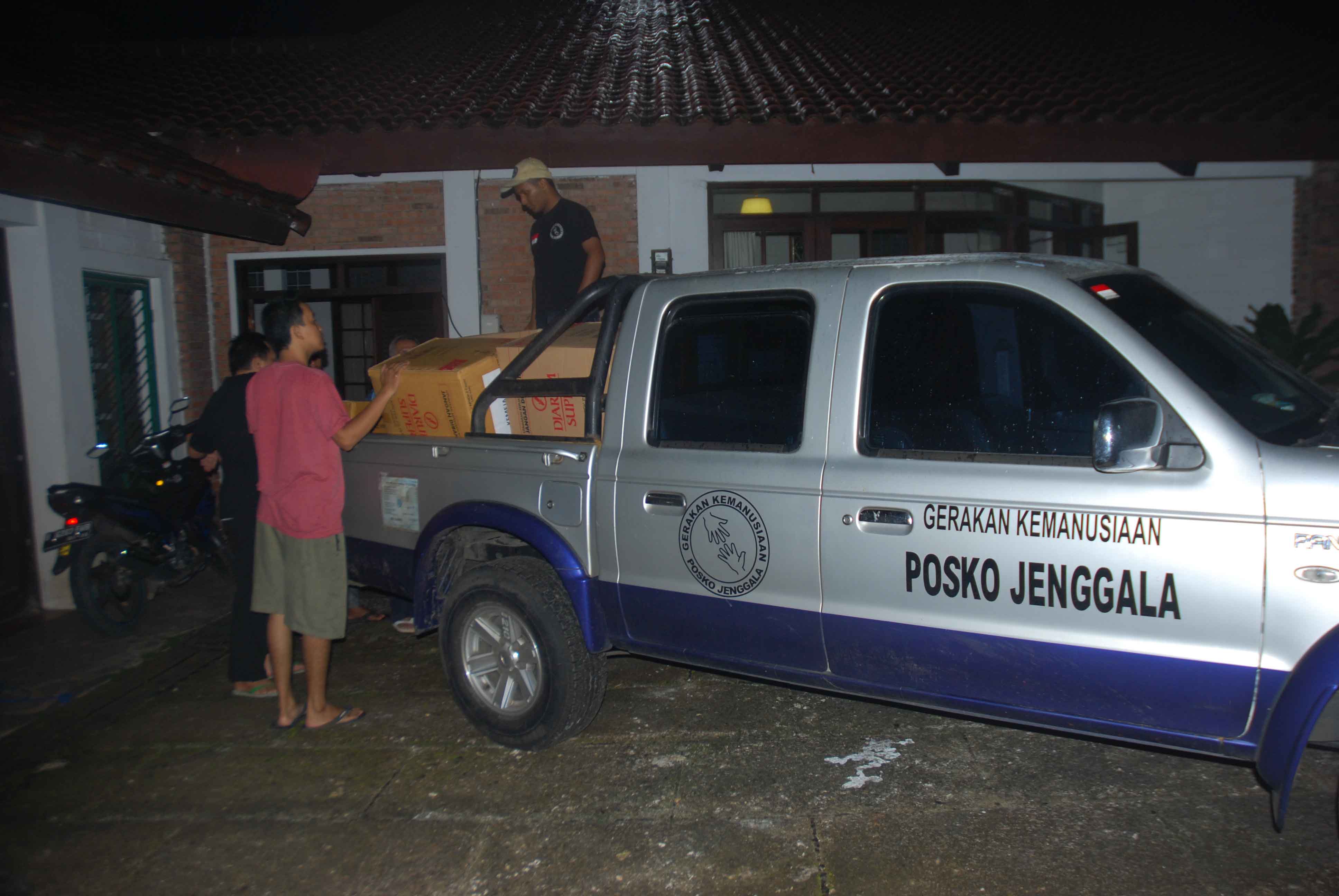Dokumentasi Tanggap Bencana Erupsi Gunung Kelud, Jawa Timur — Kediri, Blitar, Malang #1