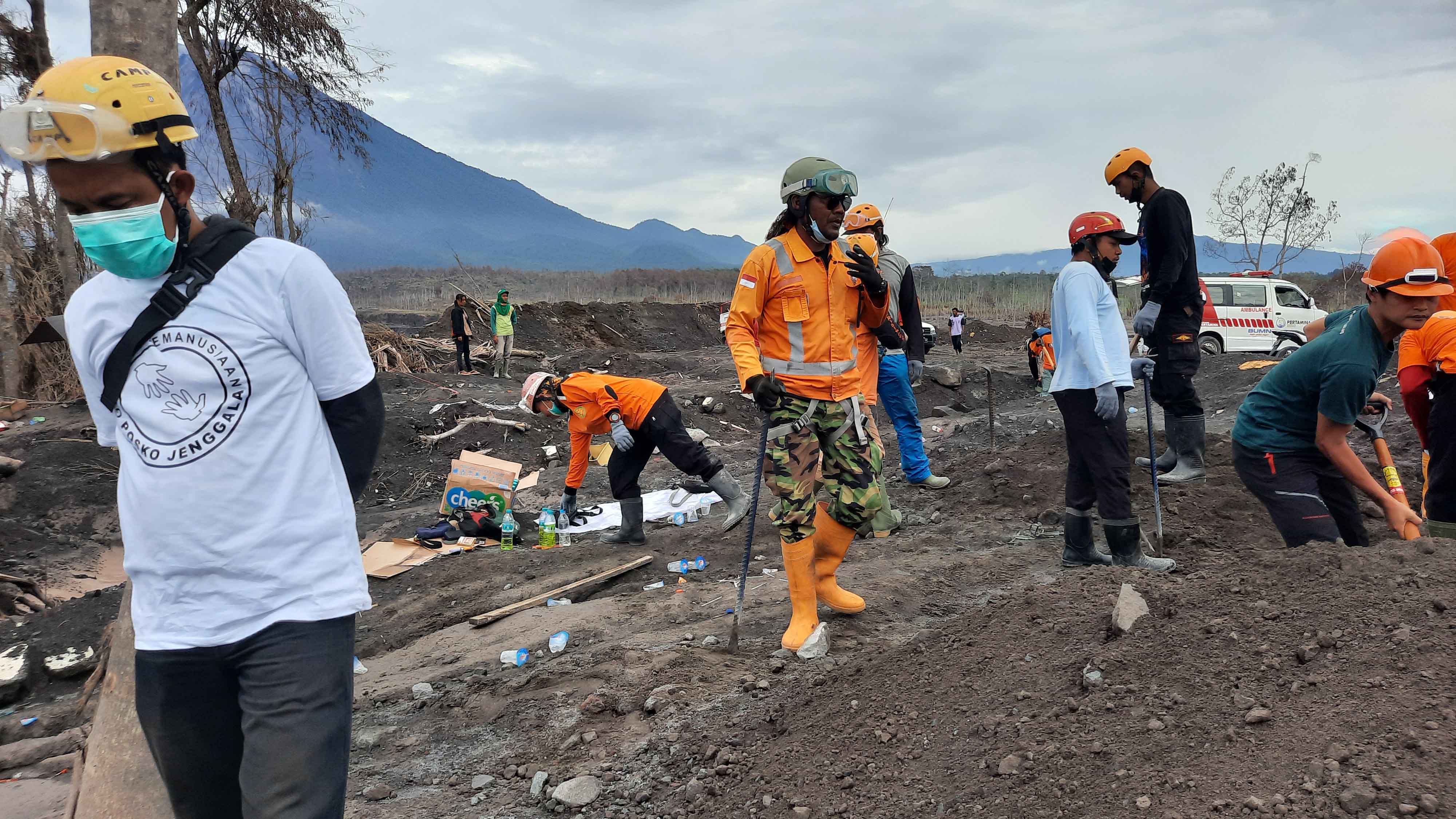 Dokumentasi Erupsi Gunung Semeru, Kabupaten Lumajang - Jawa Timur — Lumajang #3
