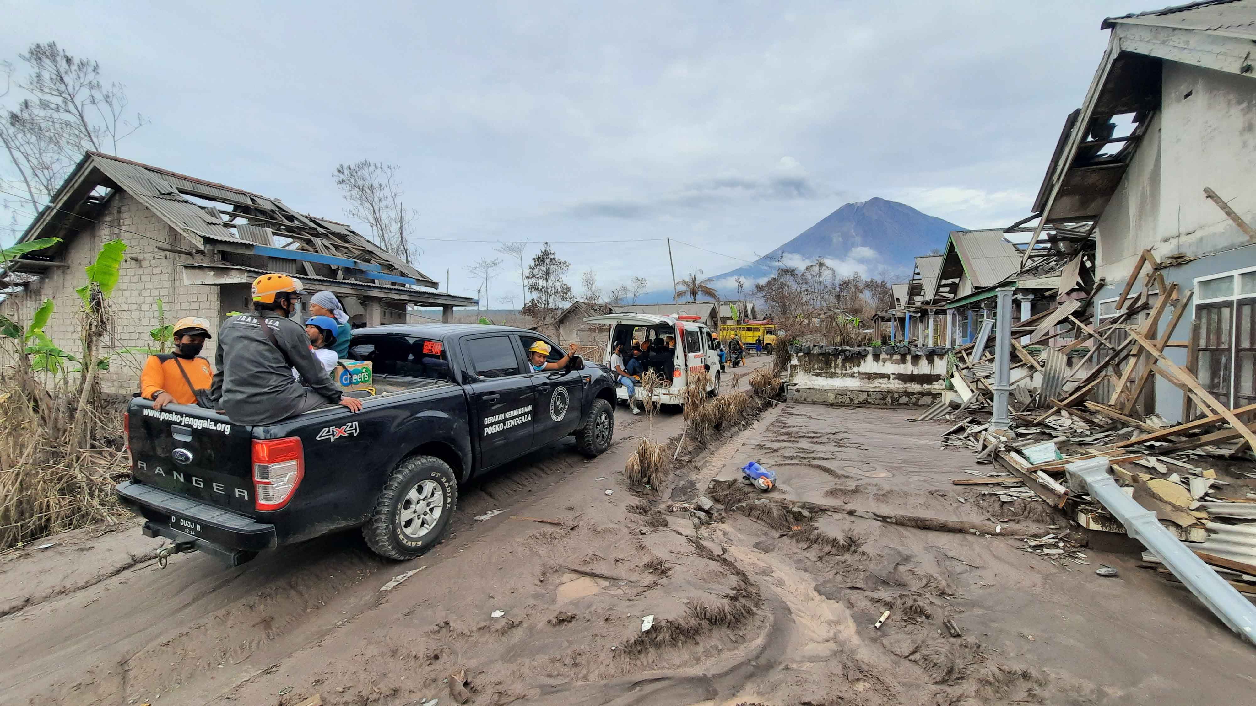 Dokumentasi Erupsi Gunung Semeru, Kabupaten Lumajang - Jawa Timur — Lumajang #1